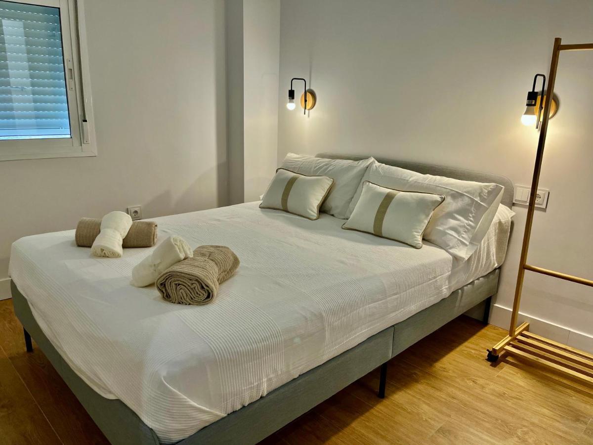 Piso Picasso, Modern In The Heart Of Appartement